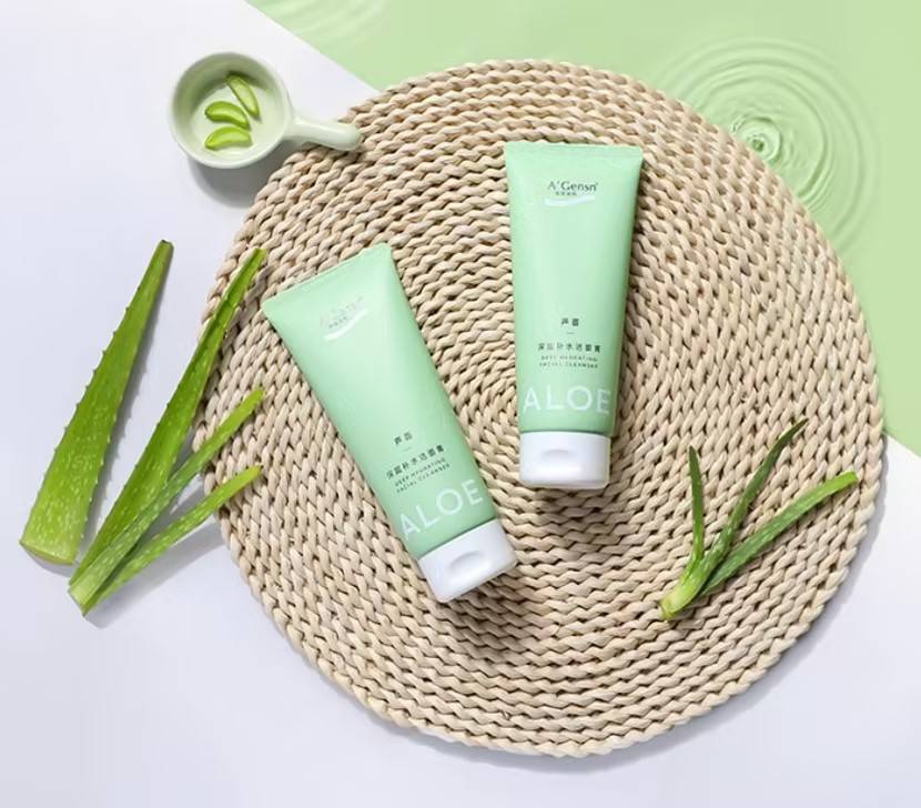 A’Gensn pure aloe vera facial cleanser female deep cleansing pore cleansing cream deep hydrating facial cleanser student oil control