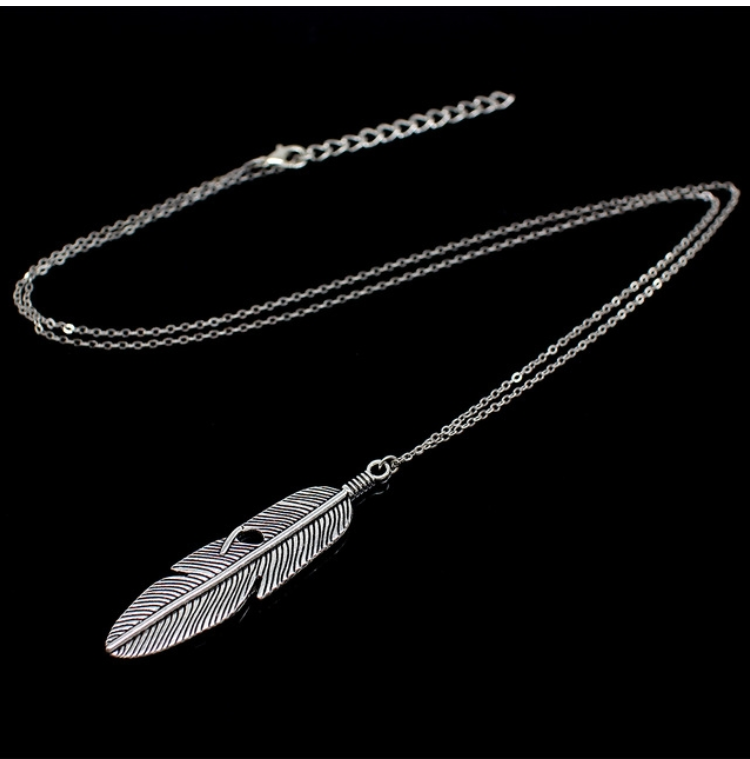 Simple classic pendant necklace feather necklace long sweater chain women&#039;s necklace (silver)