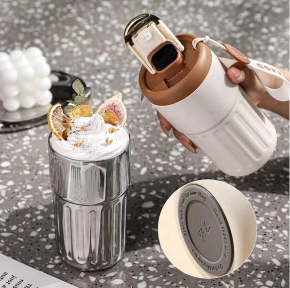THE Coffee Thermos With Temperature Display