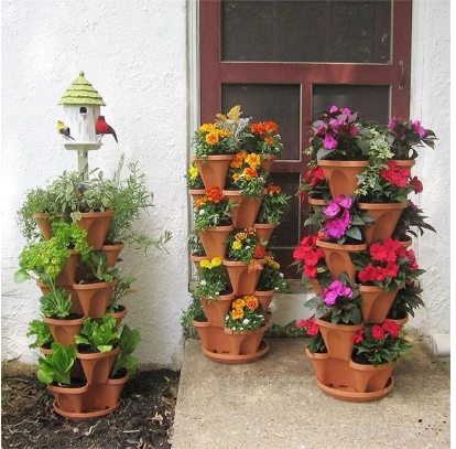 50% OFF-Stand Stacking Planters for Easy Strawberry Planting