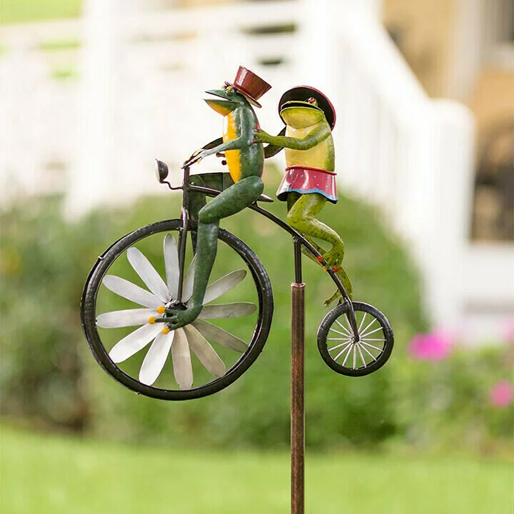 Retro Metal Wind Spinner for Classic Bicycle Enthusiasts