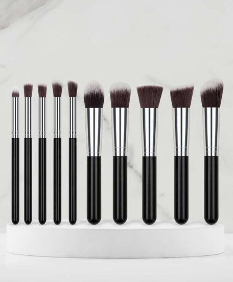 White Classic 10pcs/set 5 Large And 5 Small Makeup Brushes Including Eyeshadow Brush And Concealer Brush, Portable Makeup Brush Set Beauty Tools