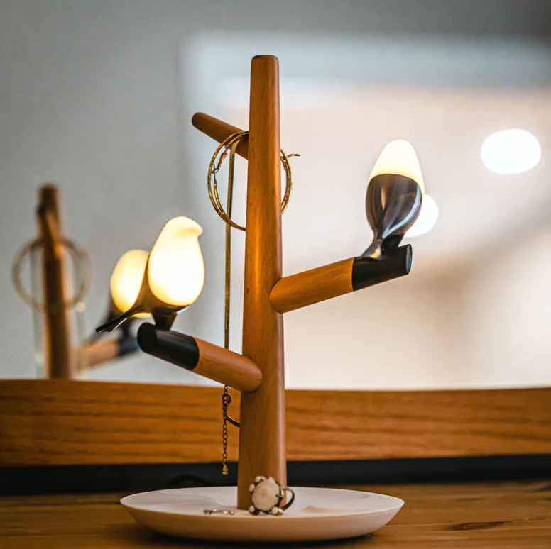 BIRD&#039;S EYE LAMP (WIRELESS CHARGING)