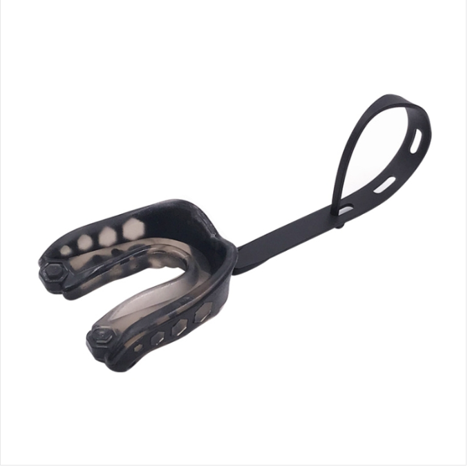 Mouthguard braces Boxing Taekwondo combat free combat braces with lanyard