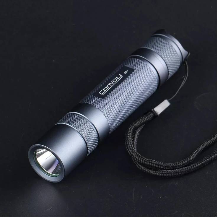 Gray Convoy S2+ SST40 1800lm 5000K 6500K Temperature Protection Management 18650 Flashlight