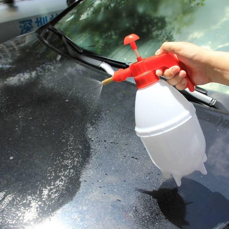 KANEED 1.5L corrosion-resistant hand pressure spray garden car wash spray bottle