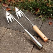 New Gardening Hand Stainless Steel Multifunctional Weeder Tools