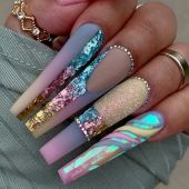 Wearable nails
