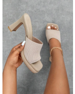 Stylish Chunky Heeled Mule Sandals: Minimalist Trend for Women