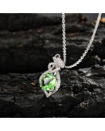 Light luxury fashion square green diamond pendant clavicle chain