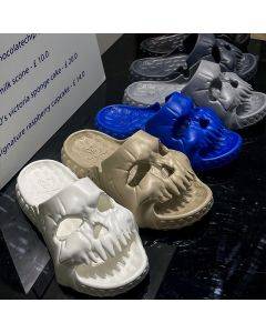 Fashion Couple Stomping Shit Feeling Slippers