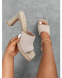 Stylish Chunky Heeled Mule Sandals: Minimalist Trend for Women