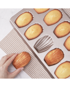 BM1067 shell shape non-stick cake mold kitchen biscuit baking pan baking mold