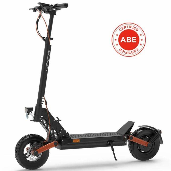 Joyor S5 ABE tanúsítvánnyal rendelkező elektromos roller, 500 W-os motorral, 48 V-os, 13 Ah-s akkumulátorral, 20 km/h-s sebességgel, közúti használatra is alkalmas elektromos roller, 10 hüvelykes gumiabroncsokkal, dupla tárcsafékekkel, 55 km-es hatót