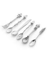 6pcs / Set Vintage Mini Coffee Spoons Suit Royal Style Metal Carved Coffee Fruit Cutler Dessert Flatware Kitchen Tools