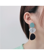 2 pairs for sale Contrasting color acrylic geometric round stitching long women's earrings (color)