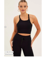Basic Top: Seamless Singlet for Active Wear in Black