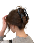 Simple solid color double C large grab clip female Korean fashion temperament disc hair shark clip back of the head hair volume multi-hairpin