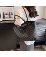 Advanced sense of large capacity bag niche hundred with commuter bag female 2023 new tide texture handheld Tote Tote large bag