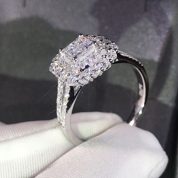 Classic women's micro-set zircon wedding ring wish explosive hand jewelry wholesale direct sale