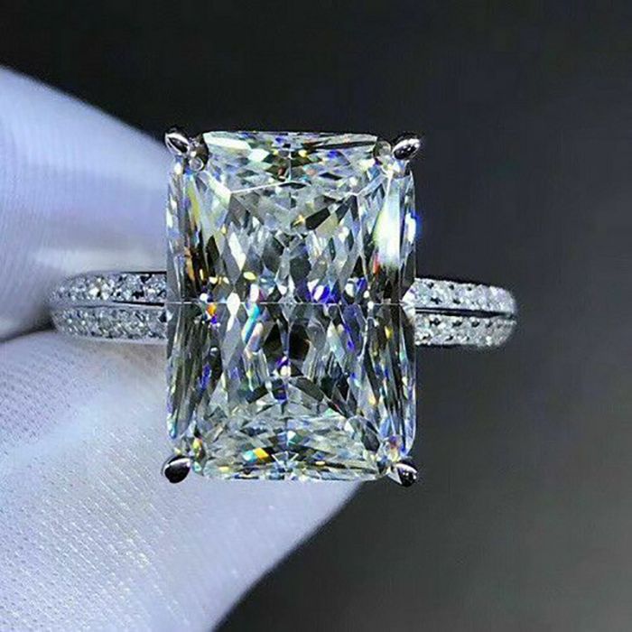 Explosive new ring with oversized zirconia ring ring simple women's finger ring gift jewelry