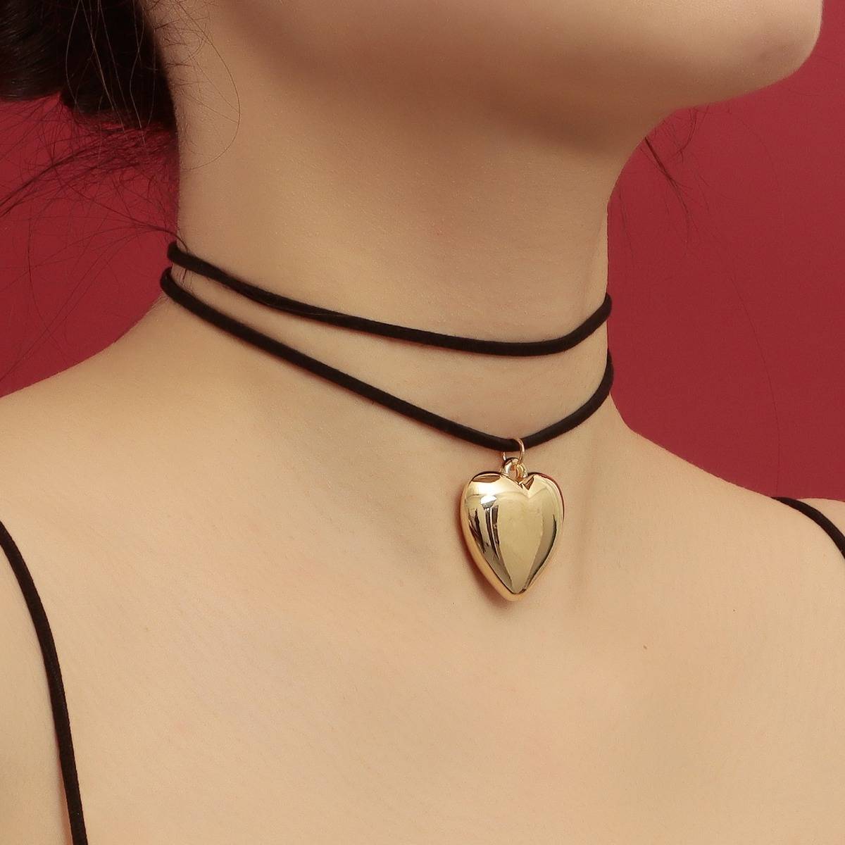 Draw adjustable velvet rope choker simple personality Big LOVE pendant necklace women