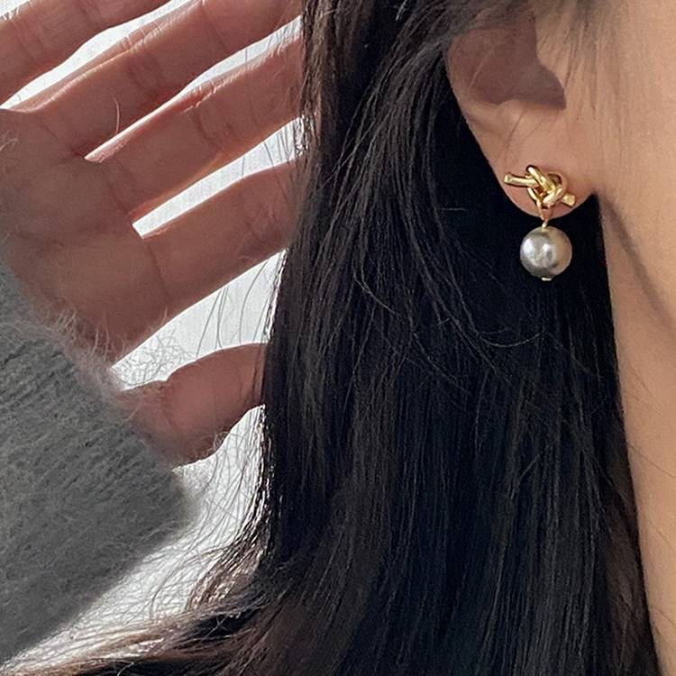 Elegant Women&#039;s Light Luxury Pearl Double Layer Earrings with Diamond Earrings, Specification: EH1667 One Pair
