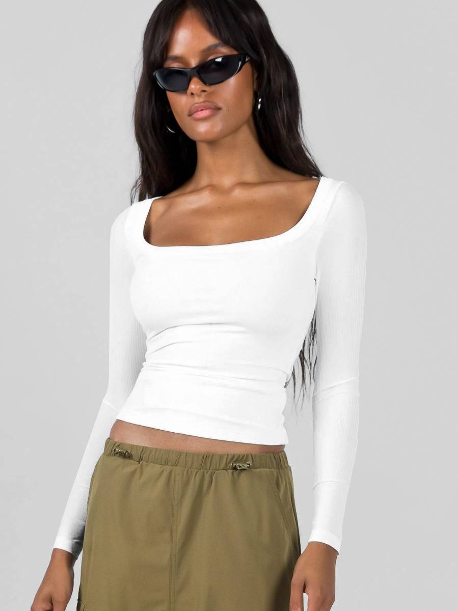 U-neck long sleeve shirt thread