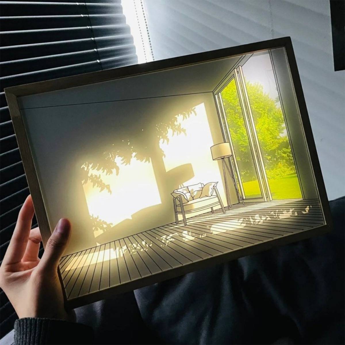 Light Painting Decorative Piece with Adjustable Lighting Inspired by Hwang Seontae