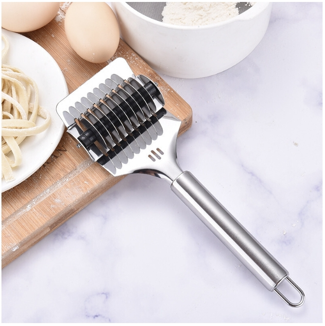 Manual Pasta Cutter 4 Pieces Sold / Roller Knife Baking Tool Mould / Pasta Maker Planer