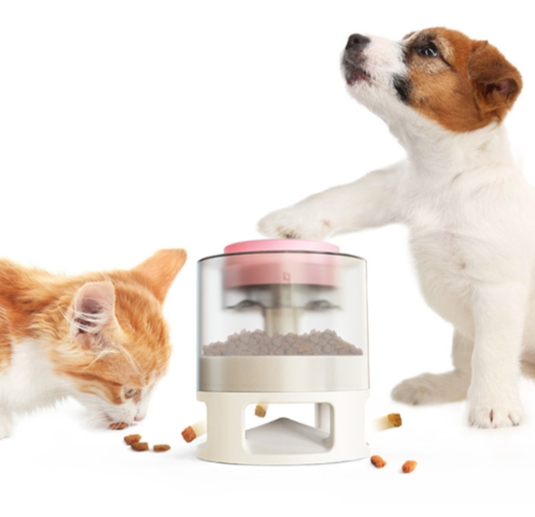 Dog bowl dog toy feeding slow food slow food elastic feeder