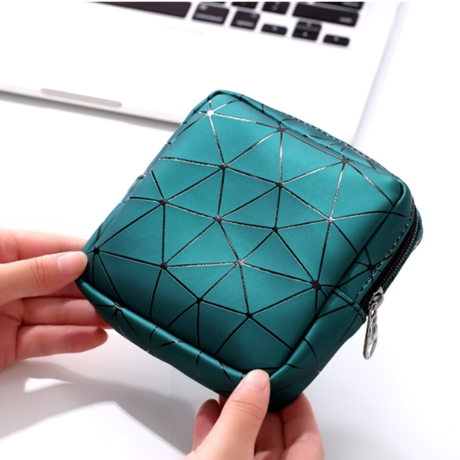 XH8214 Portable Sanitary Napkin Storage Bag Large Capacity Waterproof Coin Purse