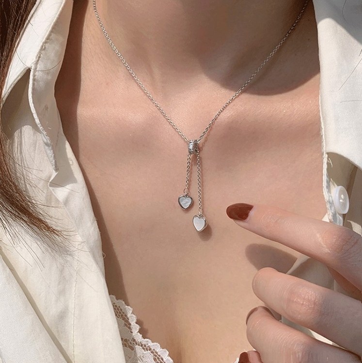 Women&#039;s Luxurious Bow Tie Necklace Choker, Specification: XL1773