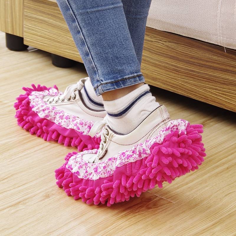 2 pieces for sale, Chenille lazy floor slipper covers for cleaning floors, detachable and washable mops, random colors