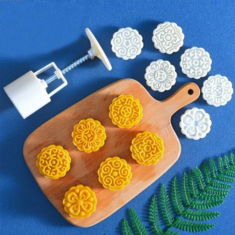 Two round hand pressed pastry baking tools for Mid-Autumn Festival