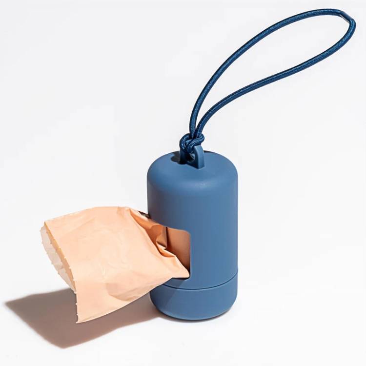 Pet toilet bag dispenser, dog toilet can hold garbage bags